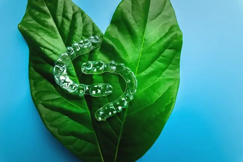 Aparat nakładkowy Invisalign